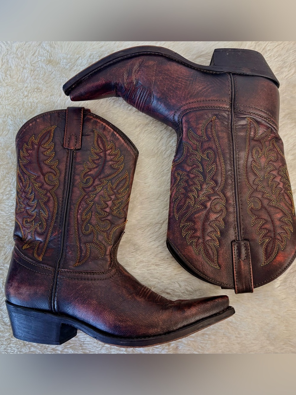 Laredo Burgundy Distressed Western Cowboy Boots 8.5